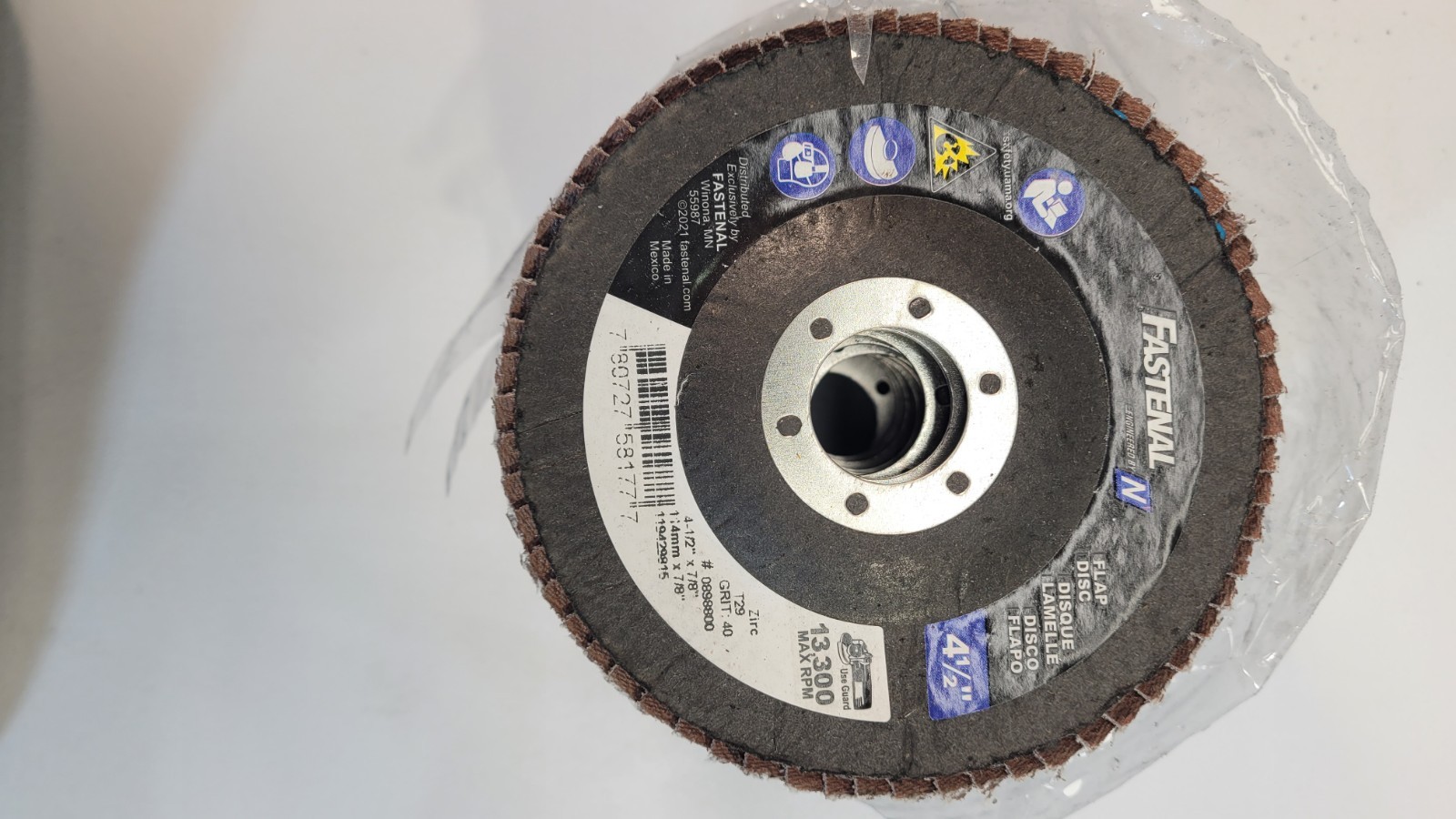 Fastenal Flap Disk 4-1/2″ X 7/8″- 40 Grit Part # 0898800 – 13,300 RPM – 10 Pack