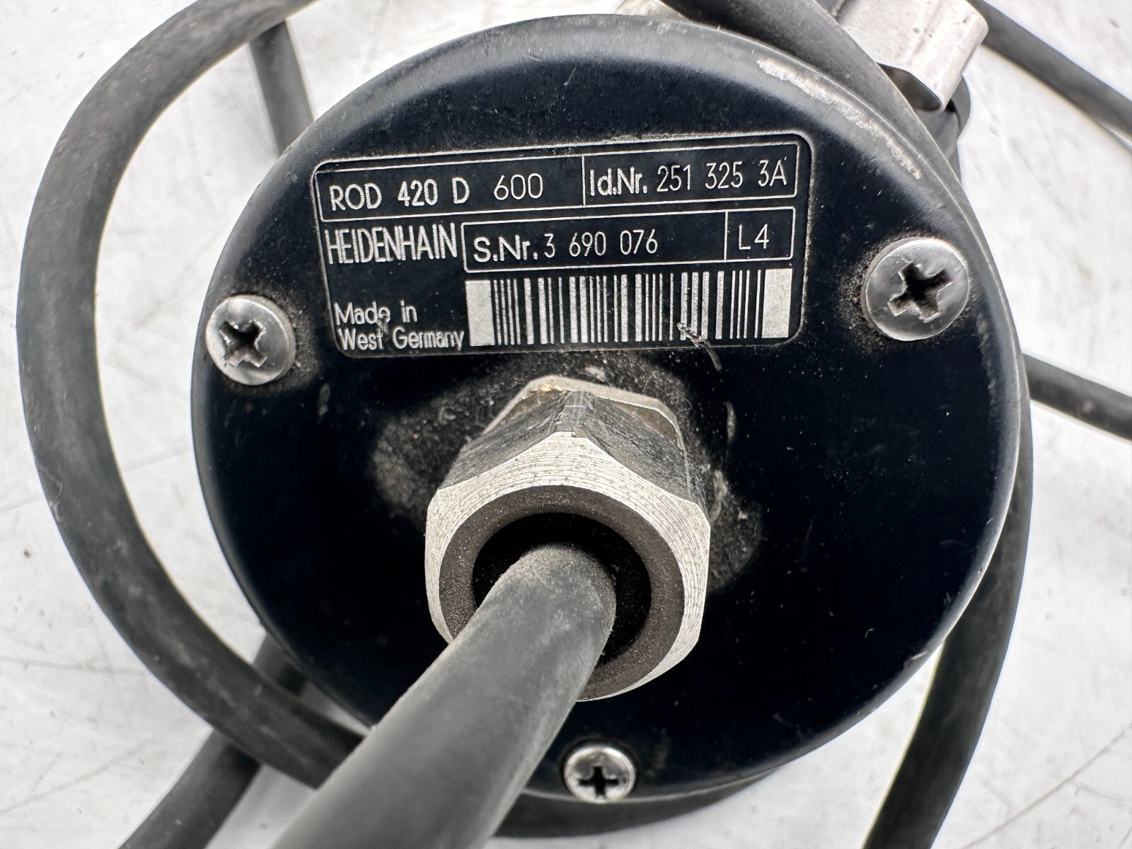 HEIDENHAIN ROD 420 D 600 2513253A INCREMENTAL ENCODER