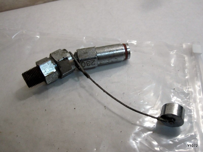 Ansul 230 Nozzle R-102 Nozzle With Metal Cap and swivel male