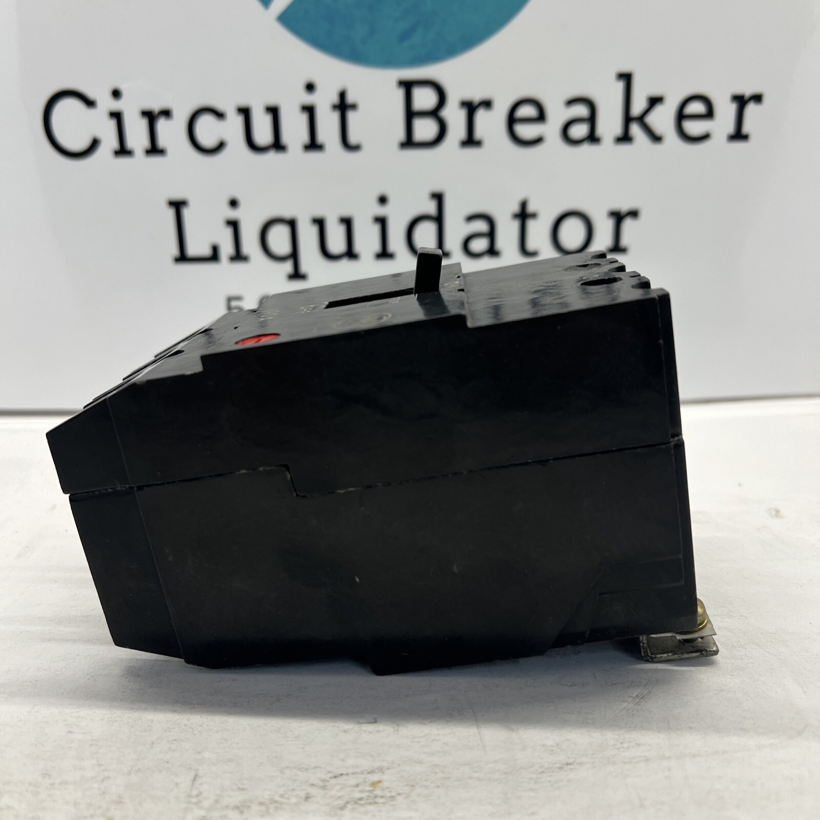 GE TEY340 40 Amp 480V 3 Pole Bolt On Circuit Breaker Refurbished