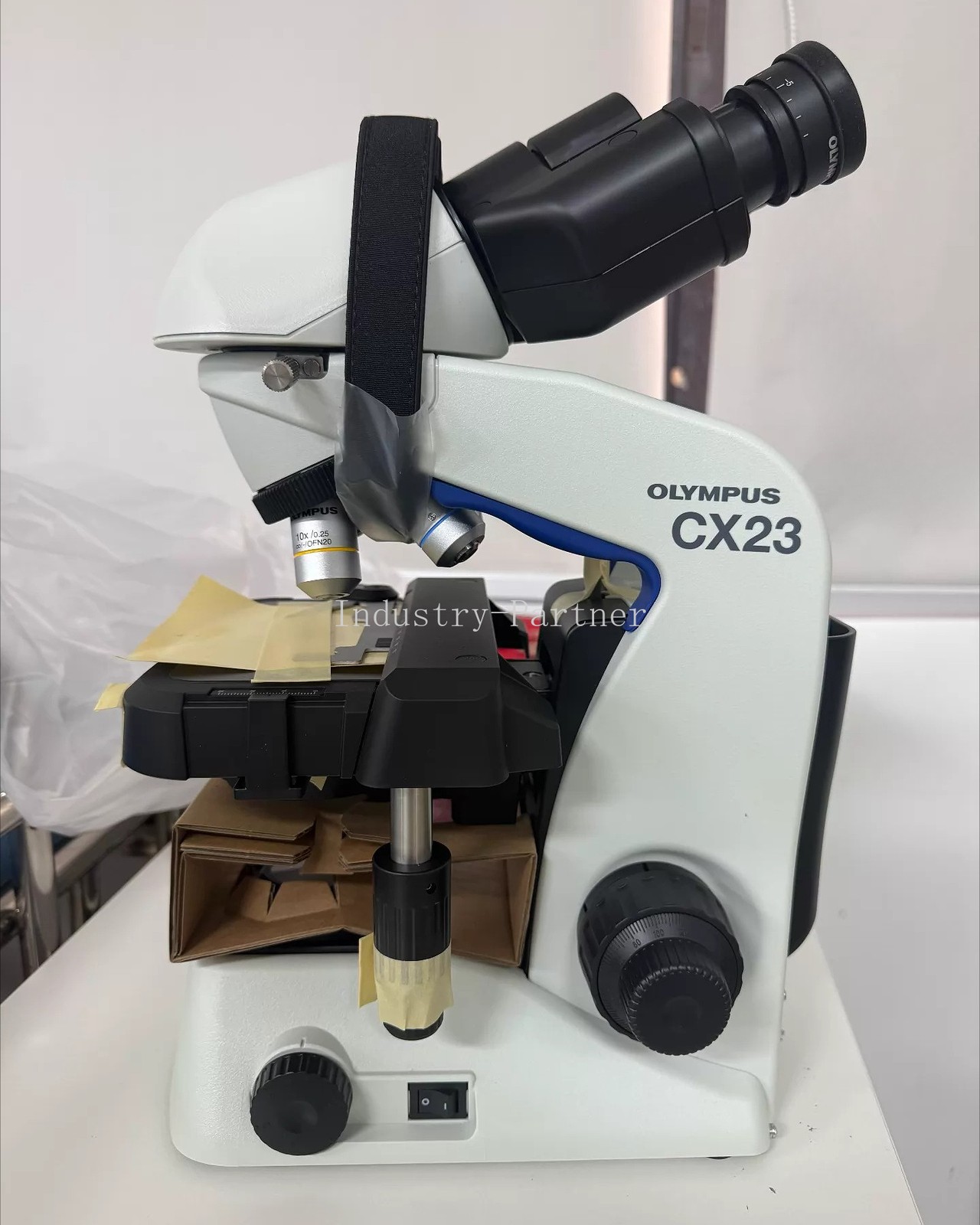 Olympus CX23 Binocular Microscope w/ 10X Eyepieces, 4X/10X/40X/100X Objectives.