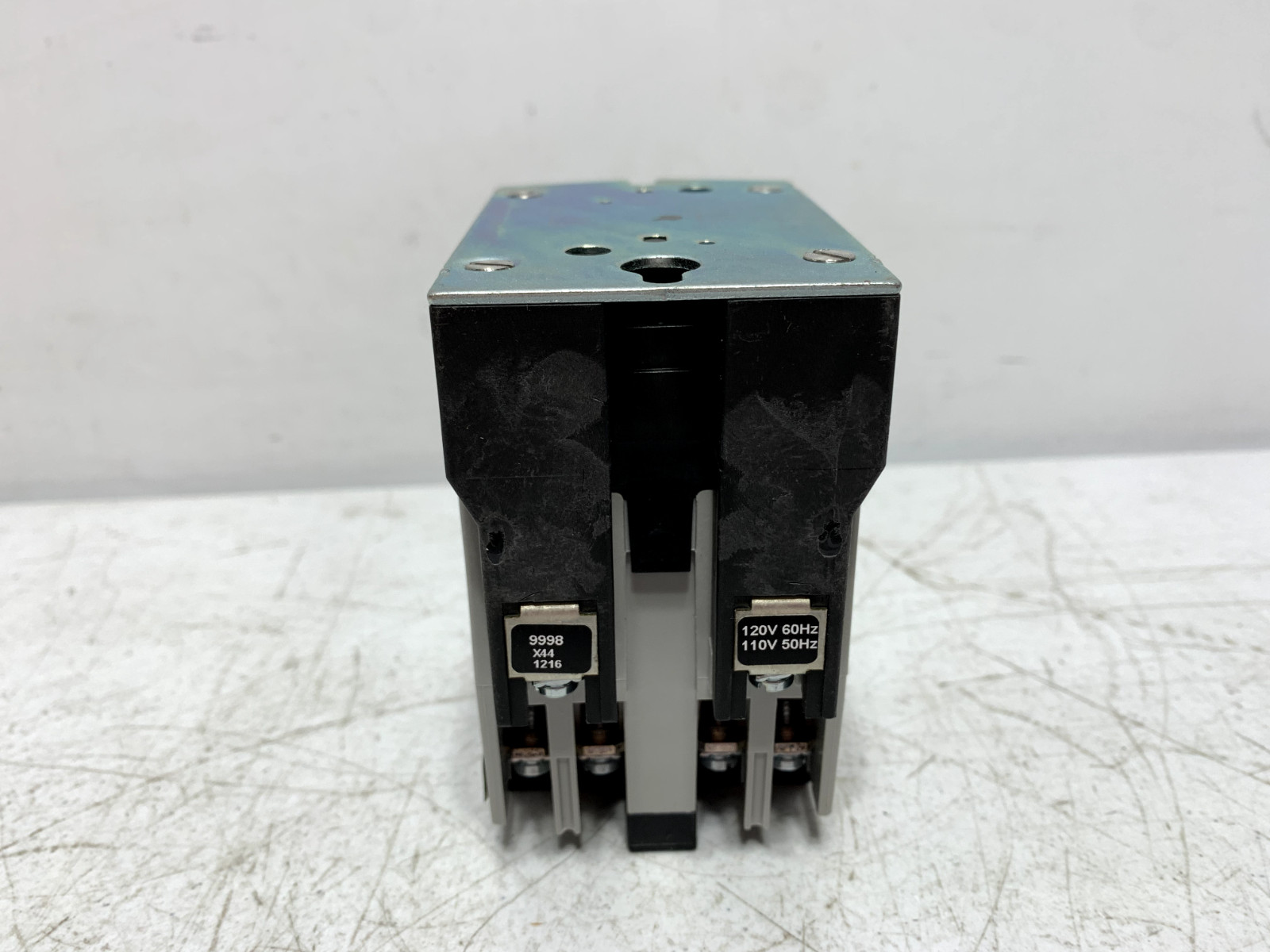 Square D 8501XMO20V02 AC Control Relay 120V 60HZ 20 Amp