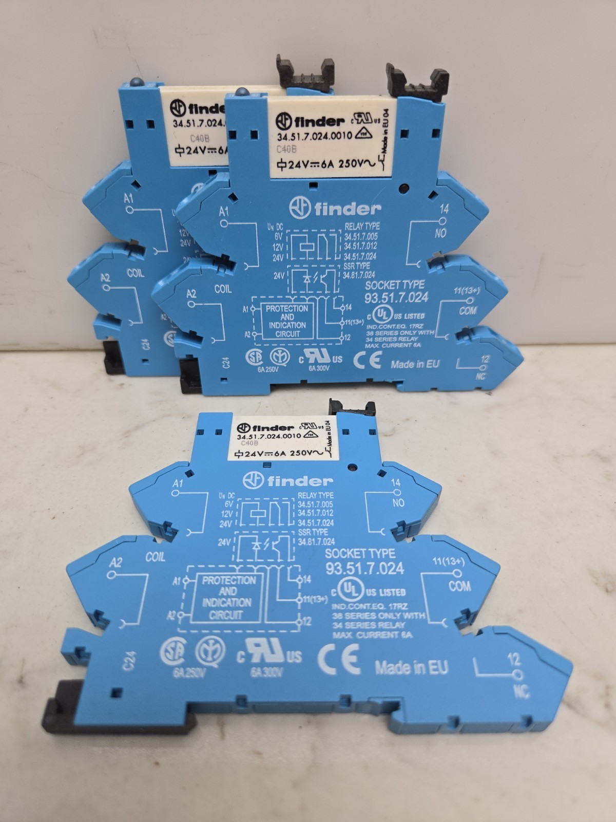 Mixed Lot of 25 Relay Socket Terminal Blocks Omron Phoenix Contact Wago Finder