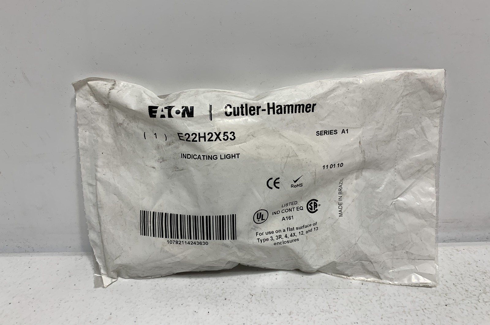 Eaton E22H2X53 Indicating Light 120V Red