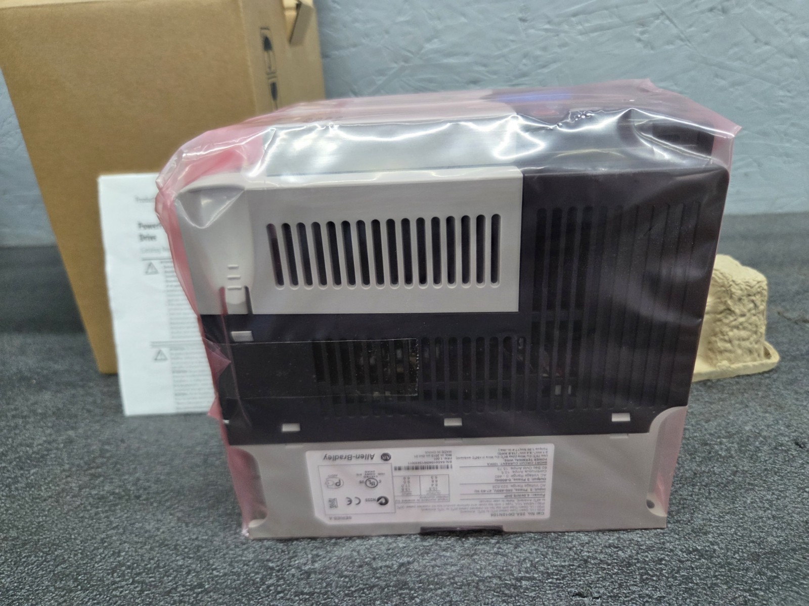 Allen-Bradley PowerFlex 523 25A-D010N104, 480V, 5HP, 3PH, Ser A, NOS AC Drive