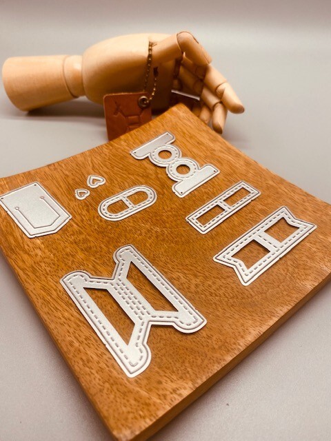 «Lula» Tab & bookmark cutting dies (lot of 8)