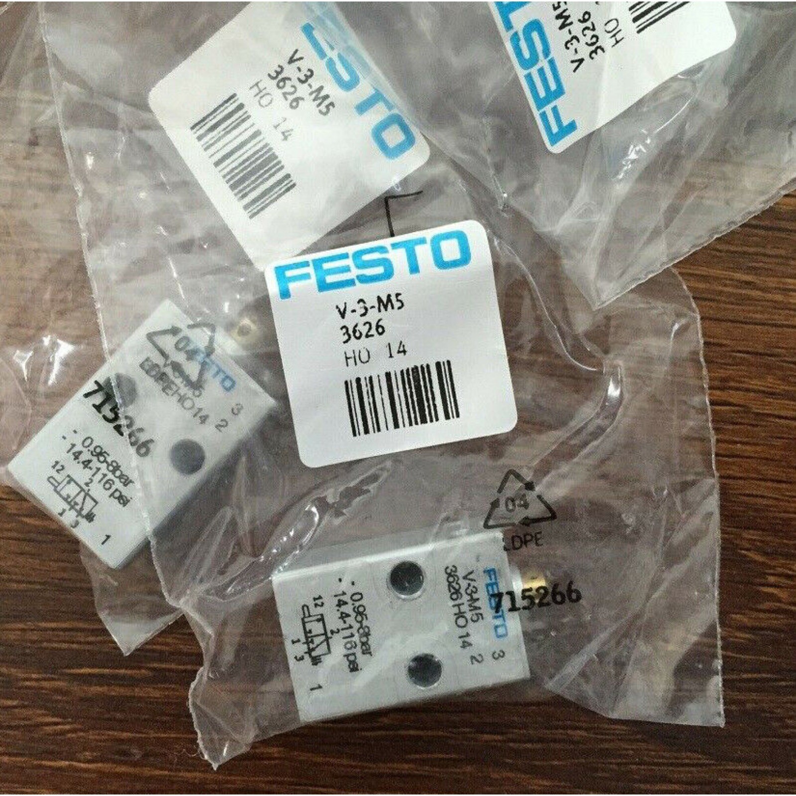 US FREE TAX New Festo V-3-M5 3626 Stem actuated valve
