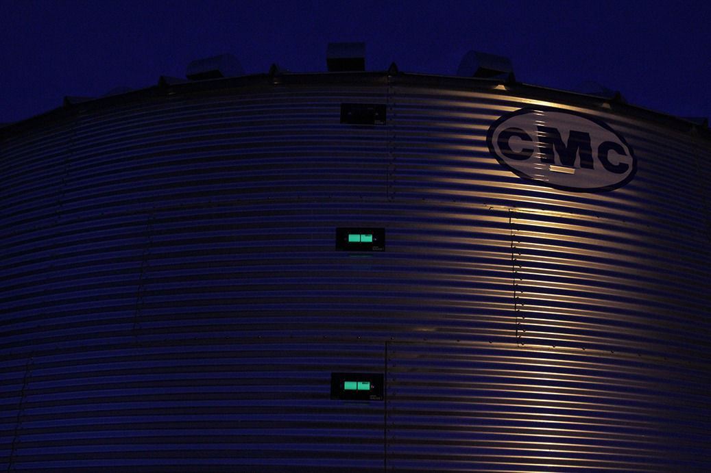 Grain Gauge Bin Level Monitor – Read Grain Level from Ground – Glows in the Dark