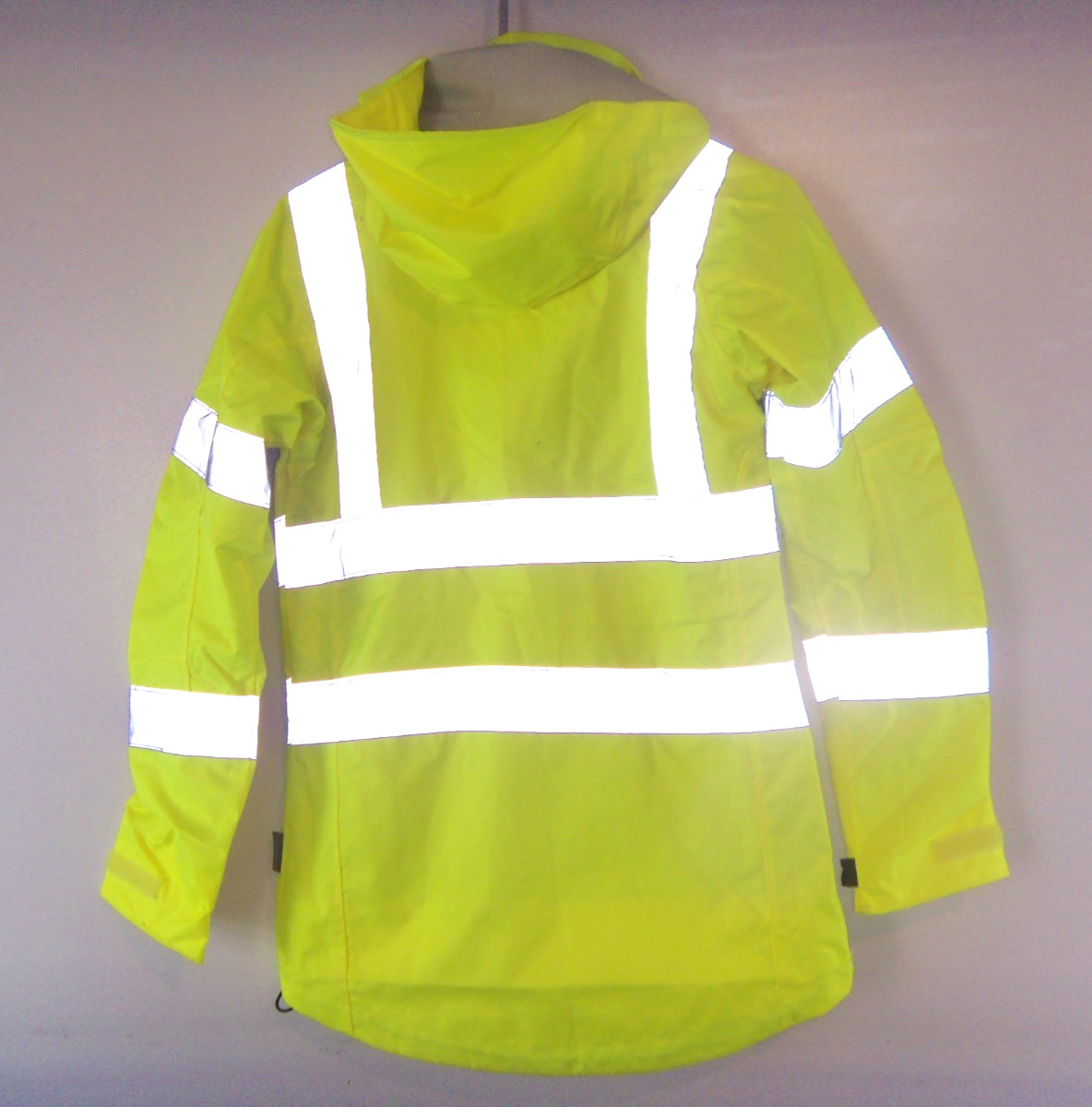 NWT PORTWEST HI-VIS LADIES BREATHABLE SAFETY WORK RAIN JACKET LW70 SIZE XS