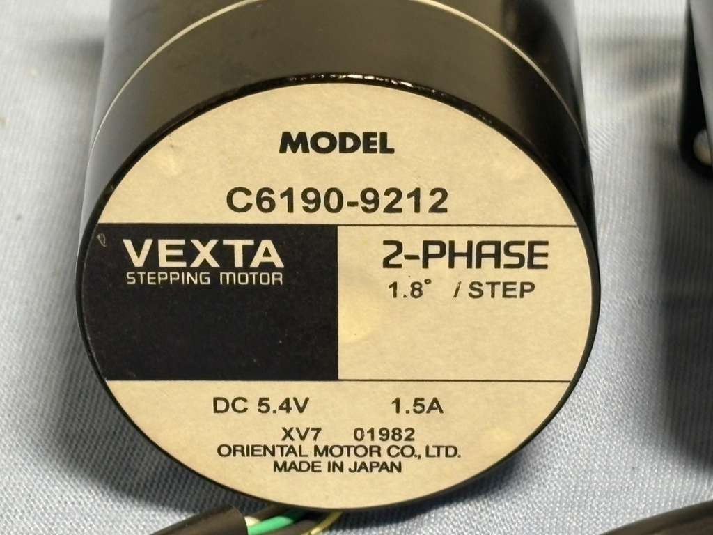 *LOT OF 2* Vexta Oriental 2-Phase Stepping Motor Model C6190-9212