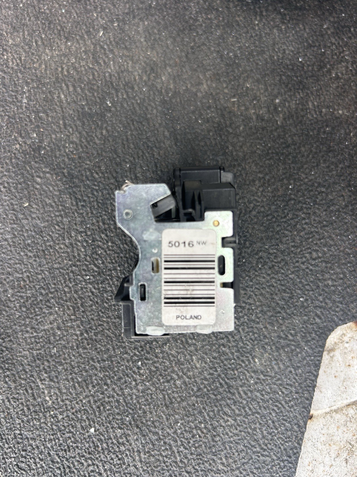 Schneider Electric MN1UVR Relay Module 250VDC 5A IEC DIN Rail Mount new conditio