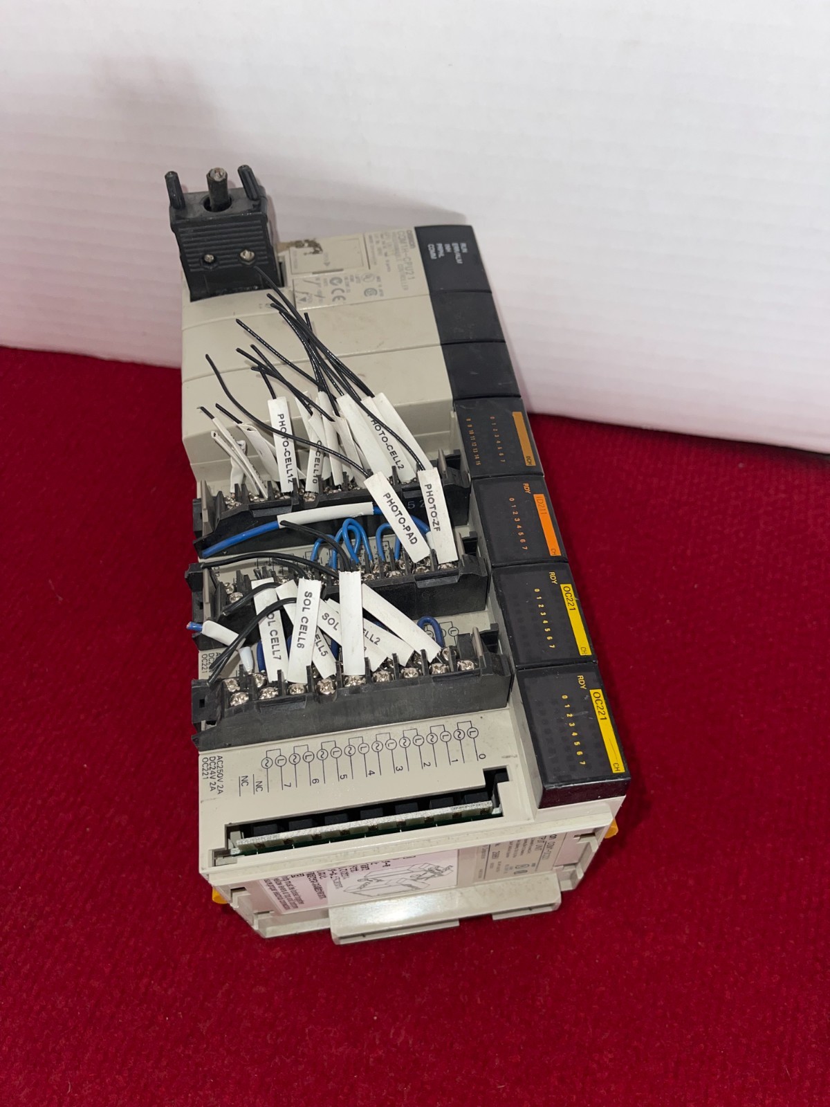 OMRON PROGRAMMABLE CONTROLLER CPU UNIT CQM1H-CPU21, OC221 (2) 0CH, ID211