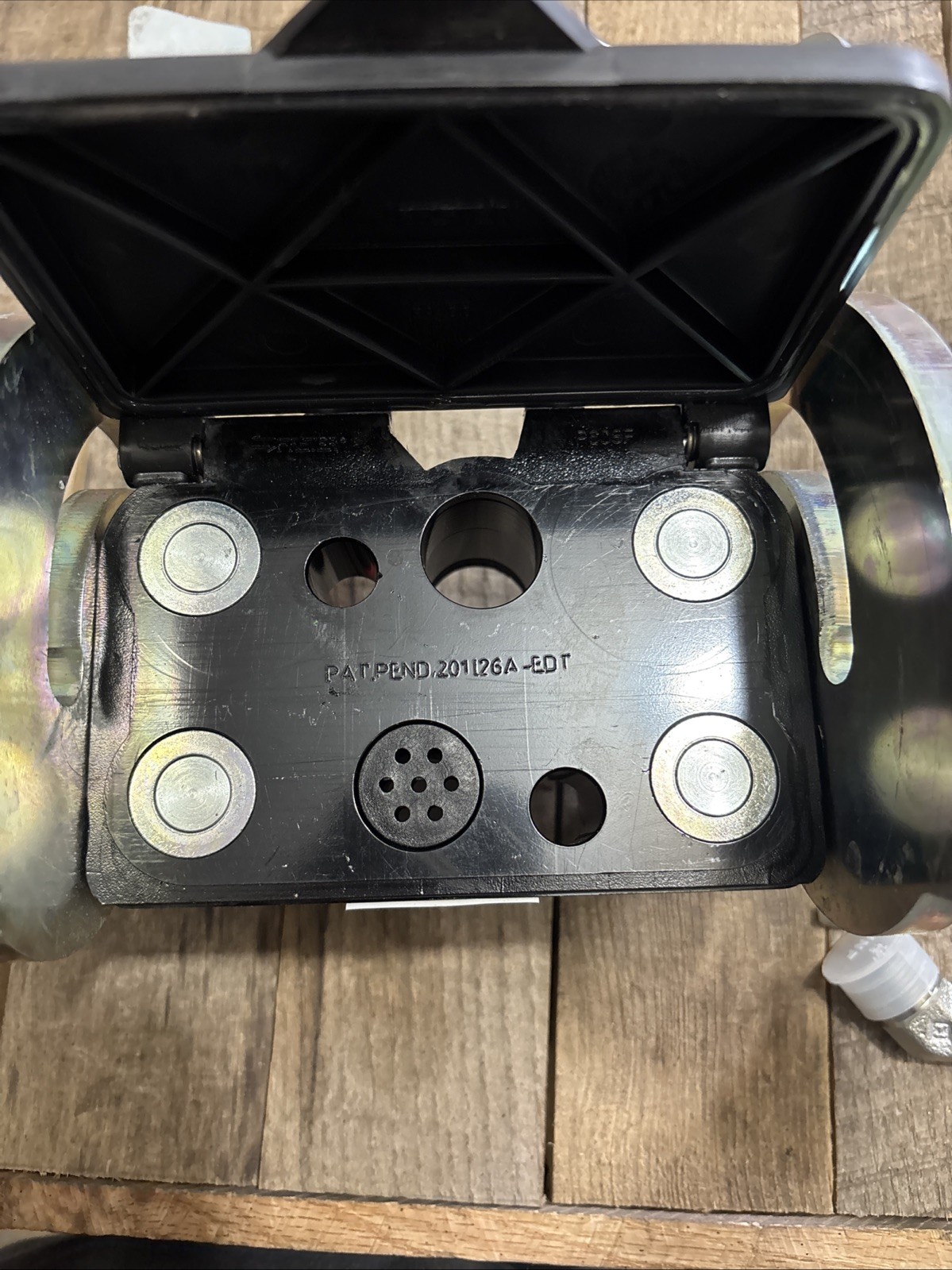 John Deere 2 Remote Quick Connect Axx11352