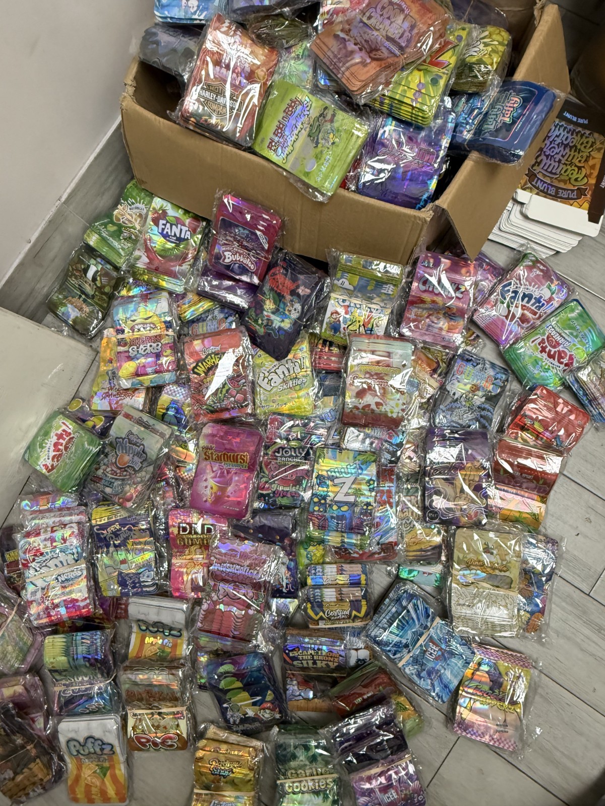 3.5g Mylar Bags ZA with Design Packs Smell Proof Packaging 50pk