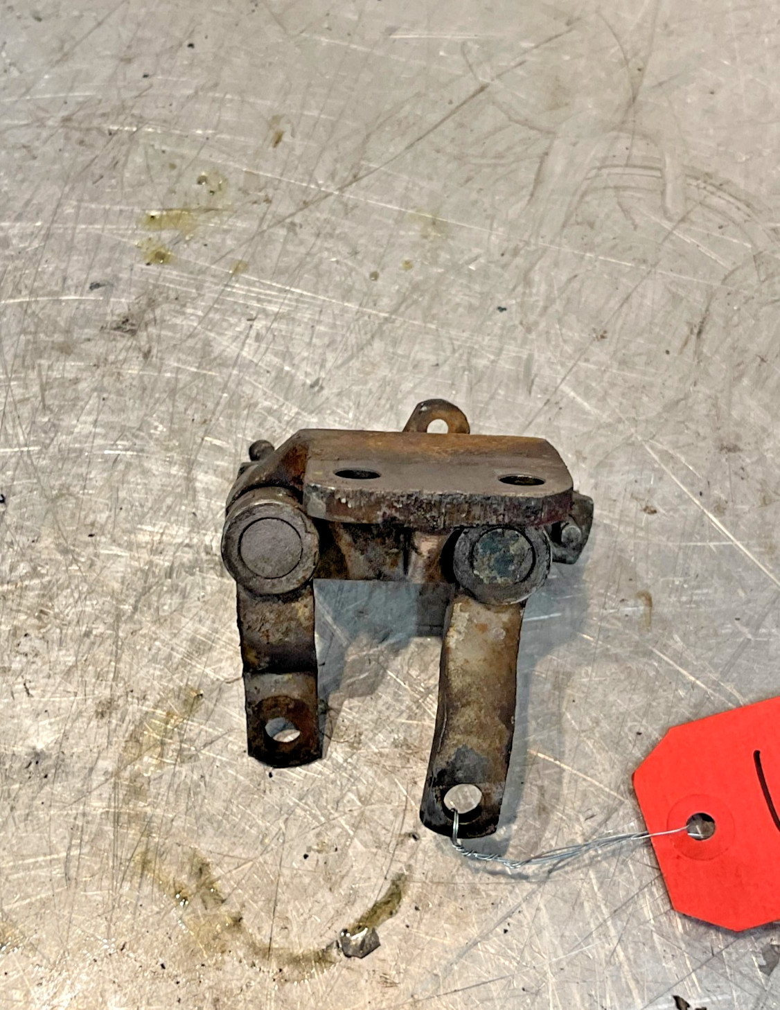 Massey Ferguson MF 2775 Tractor Hydraulic Valve Linkage