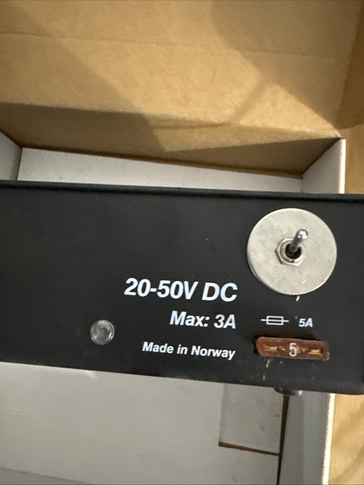 Mascot 2025 Power Supply 100-240VAC 50-60Hz 1.9A