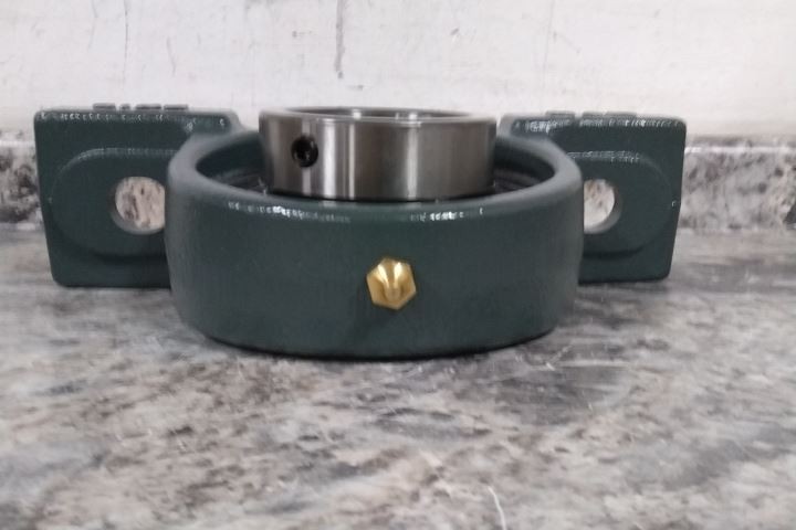 NTN UCPX15-215D1 2-15/16 In Bore Diameter Cast Iron Housing Pillow Block Bearing