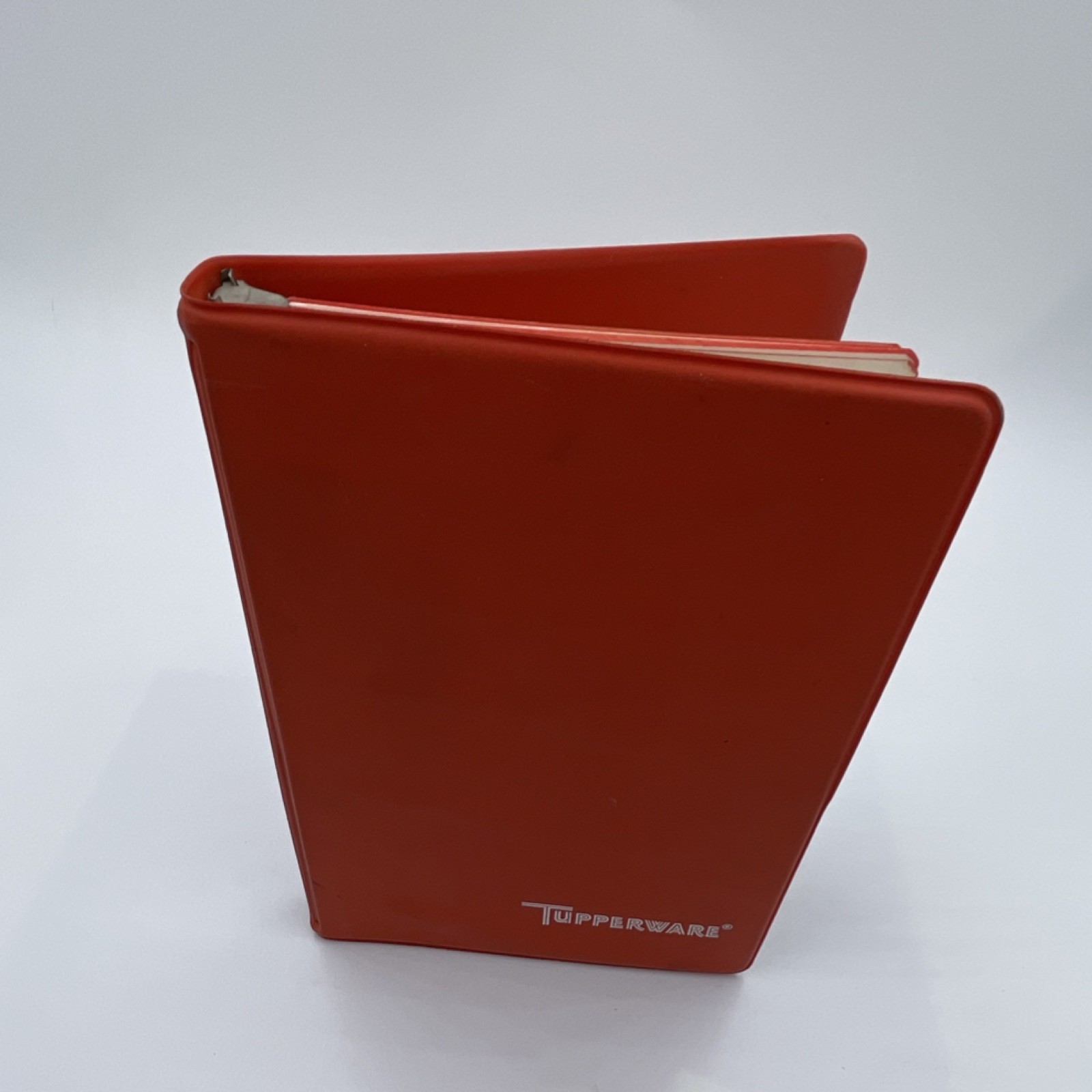 VINTAGE 1970s Tupperware Red Daily Use Binder 50 Sheet Capacity
