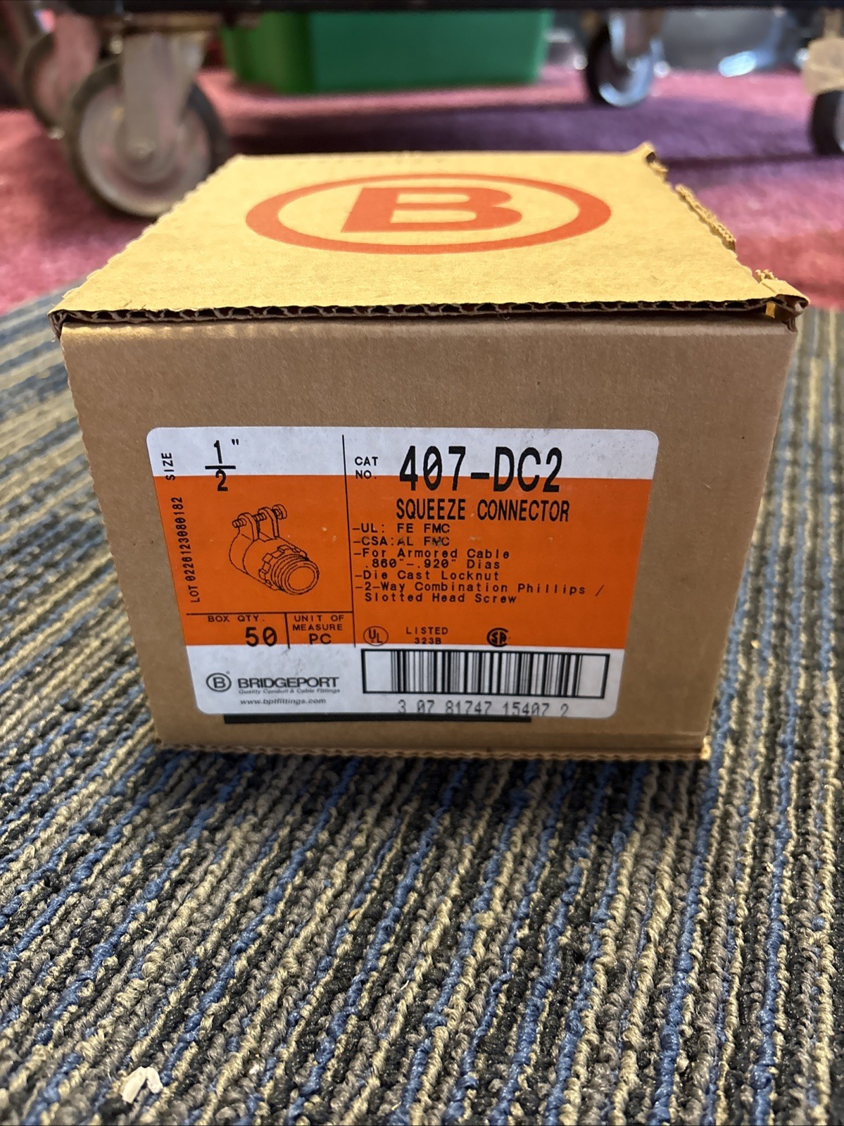 50 pc New Bridgeport 407-DC2 1/2” Steel FMC Squeeze Connectors .86”-.92” #309