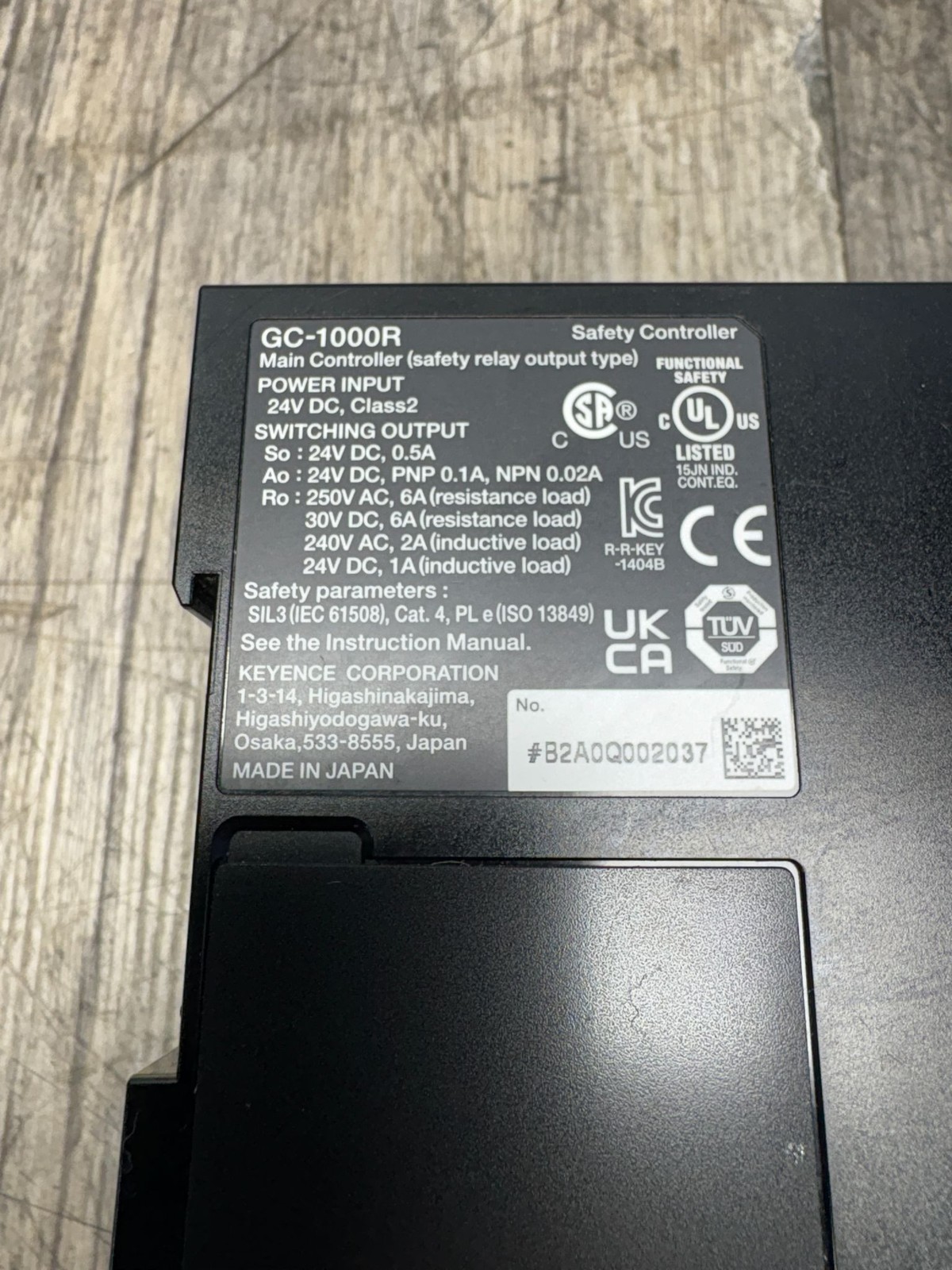 KEYENCE GC-1000R SAFETY CONTROLLER PLC 24V DC