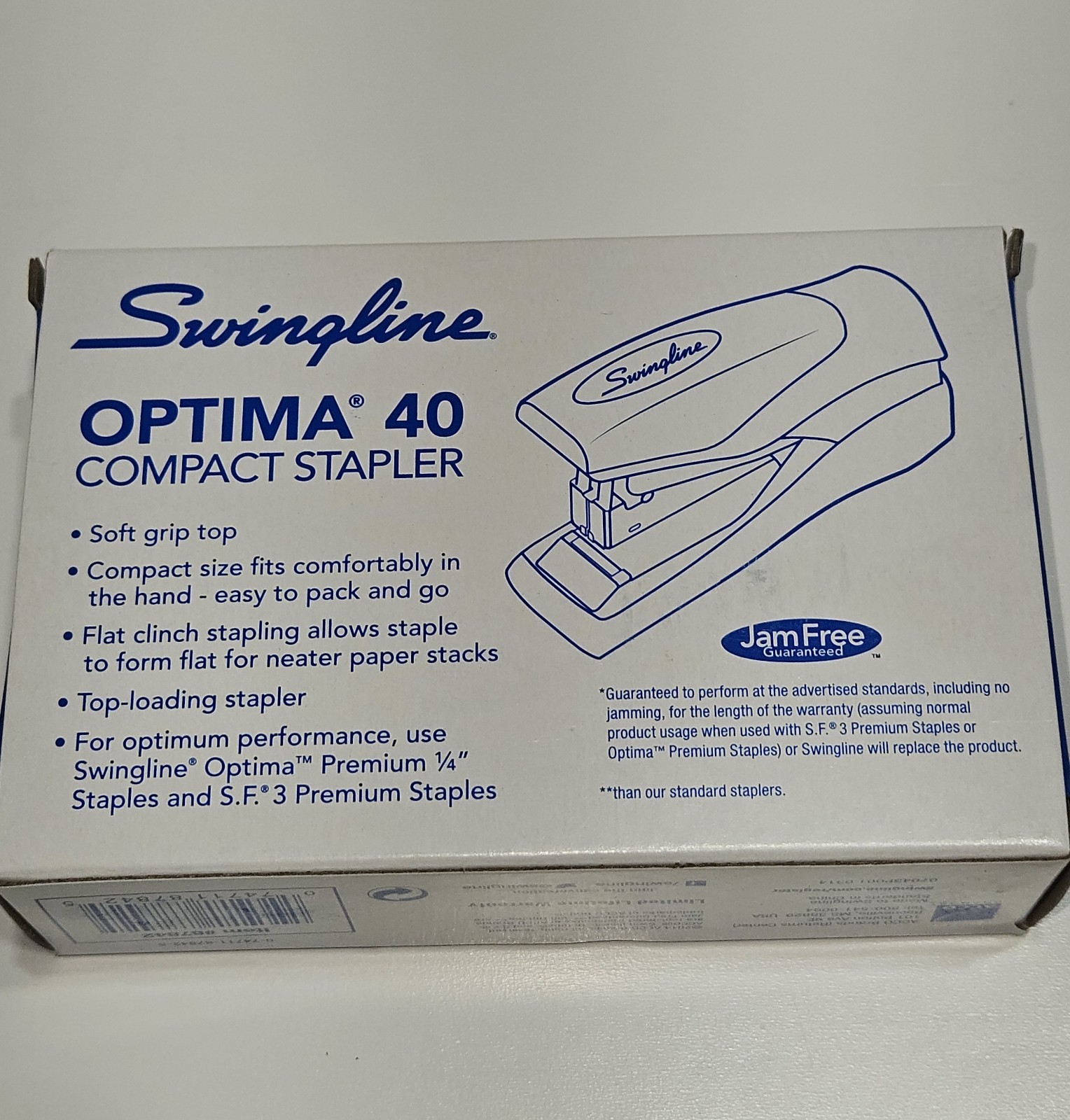 Swingline Stapler Optima 40 Compact Black Silver S7087842 40 Sheet Capacity