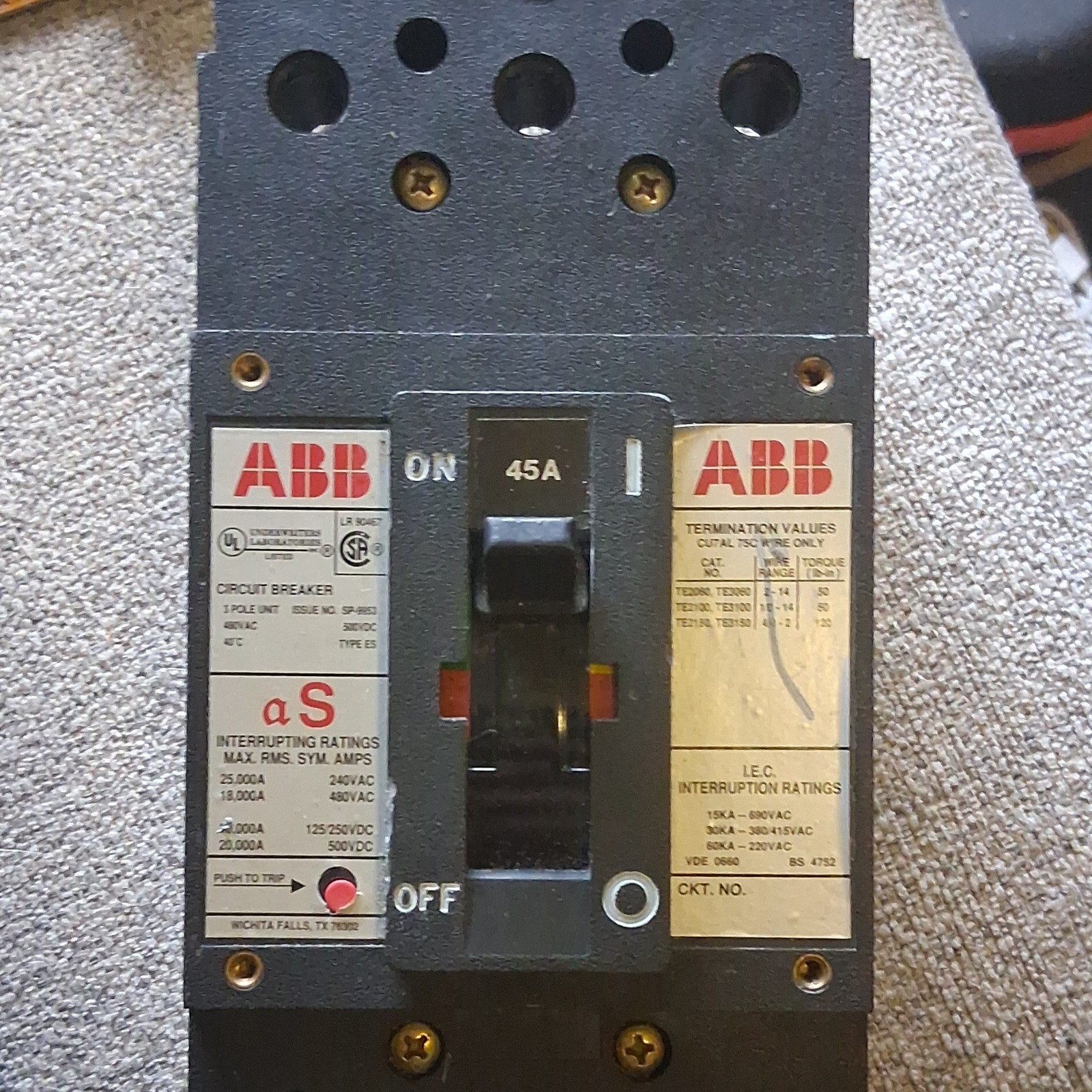 ABB Type ES 45A 3-Pole Circuit Breaker AC/DC DC Use Trip Indicator 451-500V