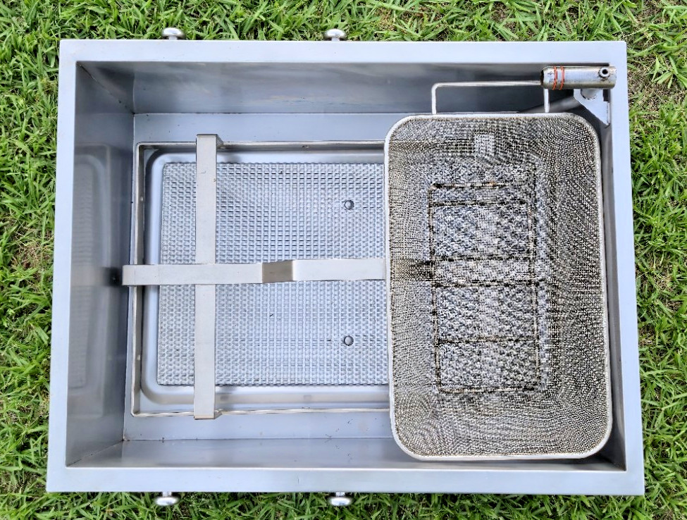 Frymaster Double Electric Fryer Model#: FMRE214SD, 208V 3φ Filtration Xtra Clean