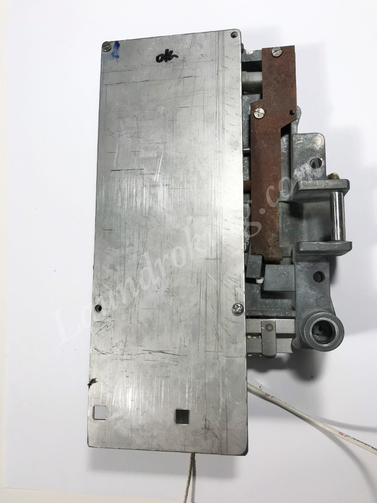 Y23002897 USED MAYTAG DOOR LOCK 208-240V 50-60HZ (TIMER MODEL 2 DOOR SWITCHES)