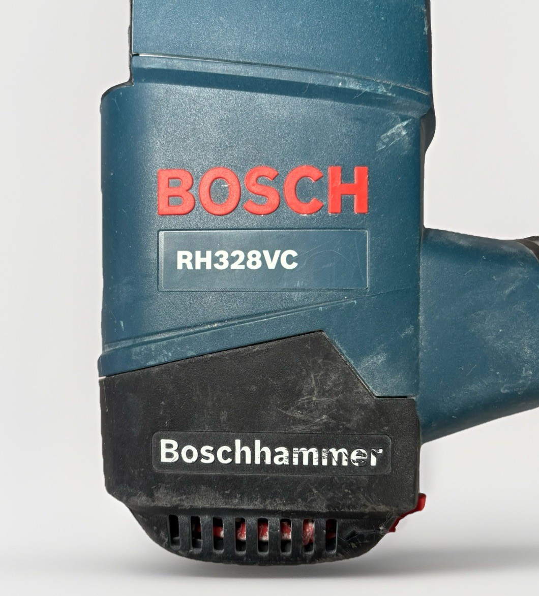 Bosch RH328VC Hammer Drill 1-1/8-Inch Corded With Case And 2 Bits