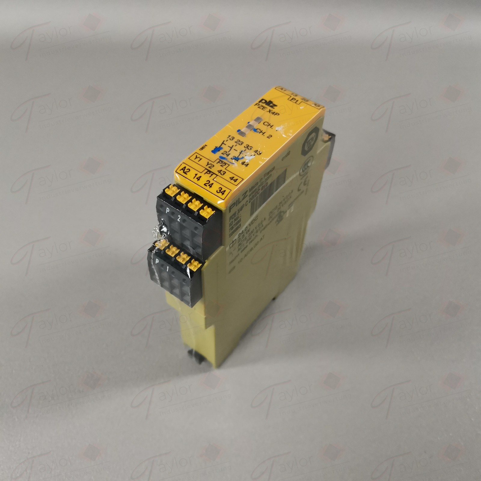Pilz 787585 PZE X4P C 24VDC 4n/o NEW in Original Packaging