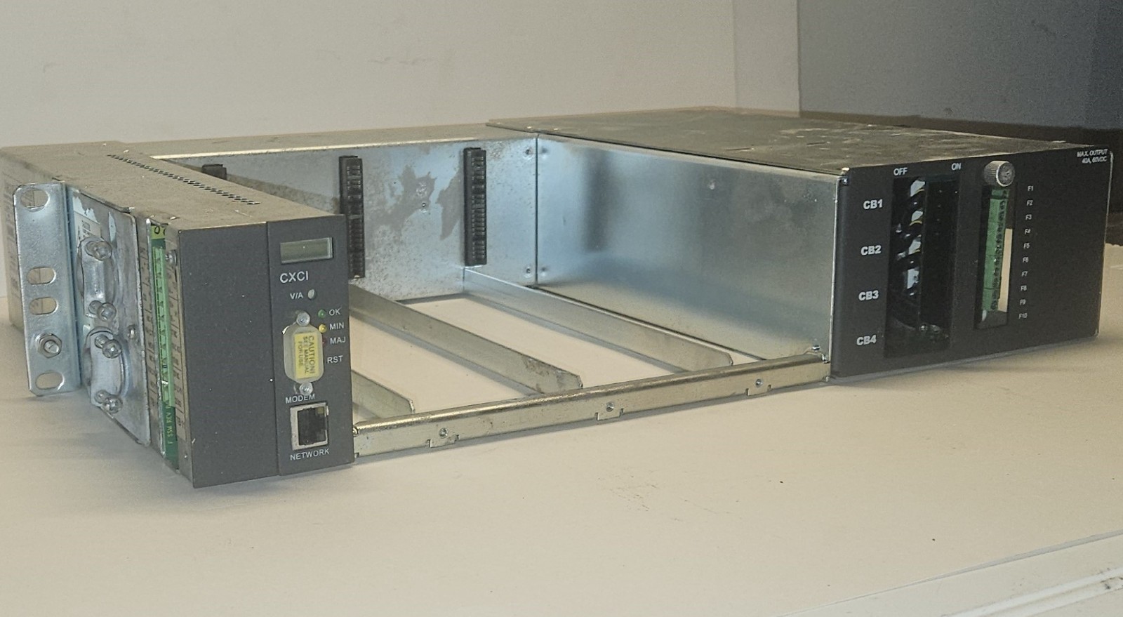 ALPHA CORDEX 030-727-20 MODULAR POWER SHELF 3Mdl 19″ 48V-650W 120-240VAC INPUT