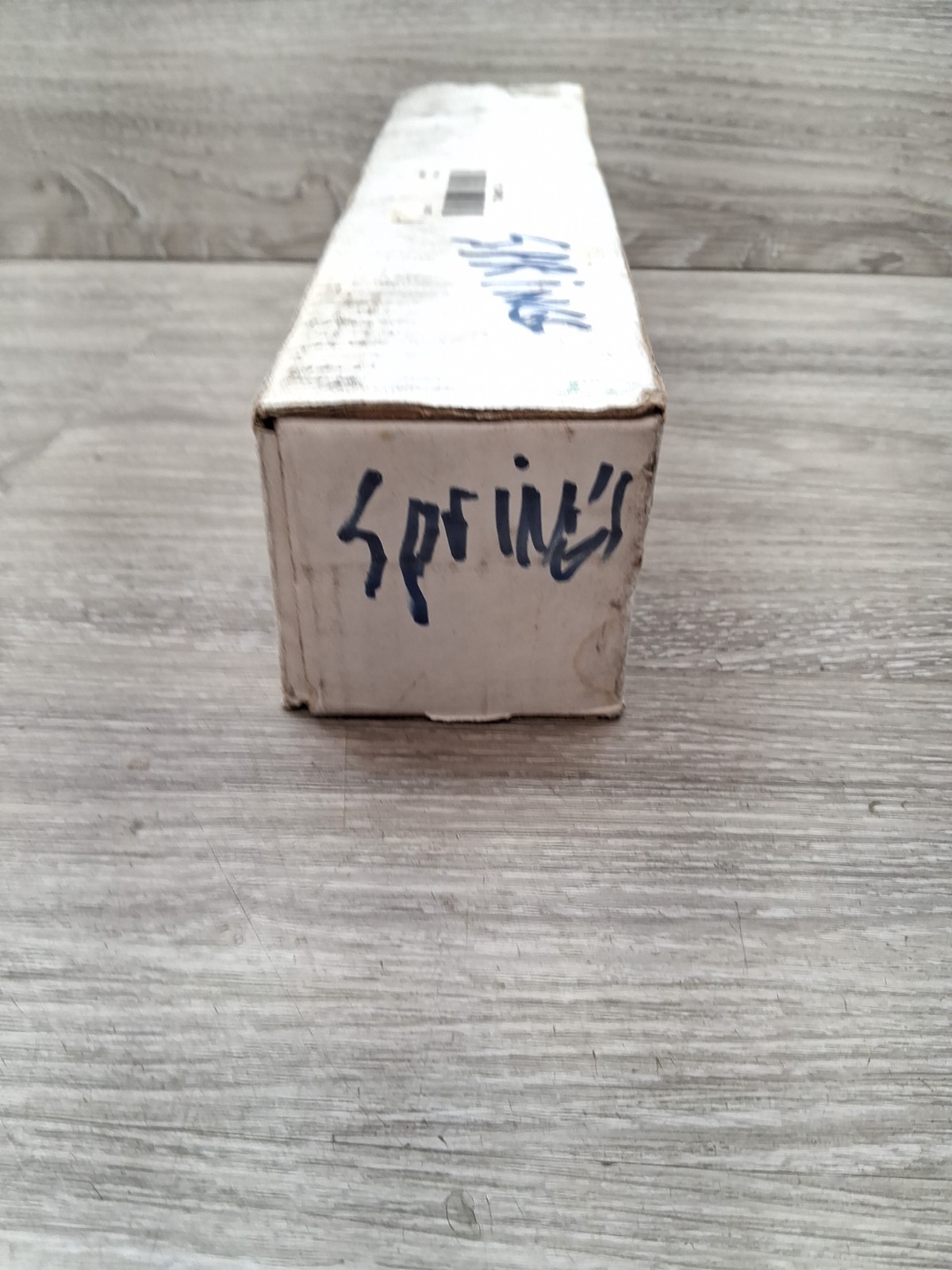 Assorted Springs 80 Pieces As Shown Various Sizes And Thickness ( Read Descripti
