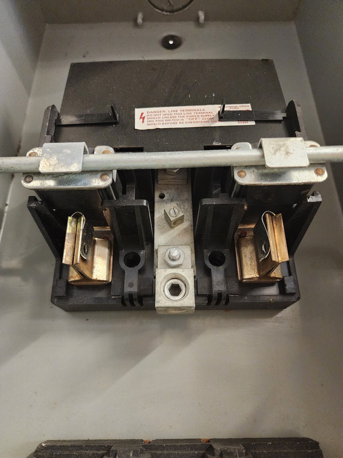 GOULD NR324 VACU-BREAK SWITCH WITH CLAMPMATIC CONTACTS 200 AMPS 1 PHASE 240 VAC