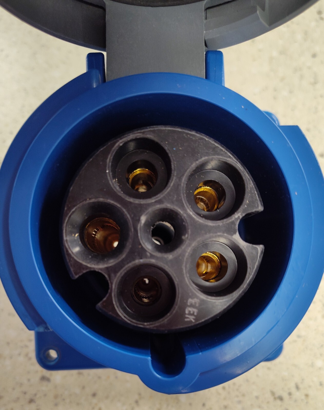 Hubbell Receptacle HBL560R9W 60A 120/208VAC 30 7.5HP