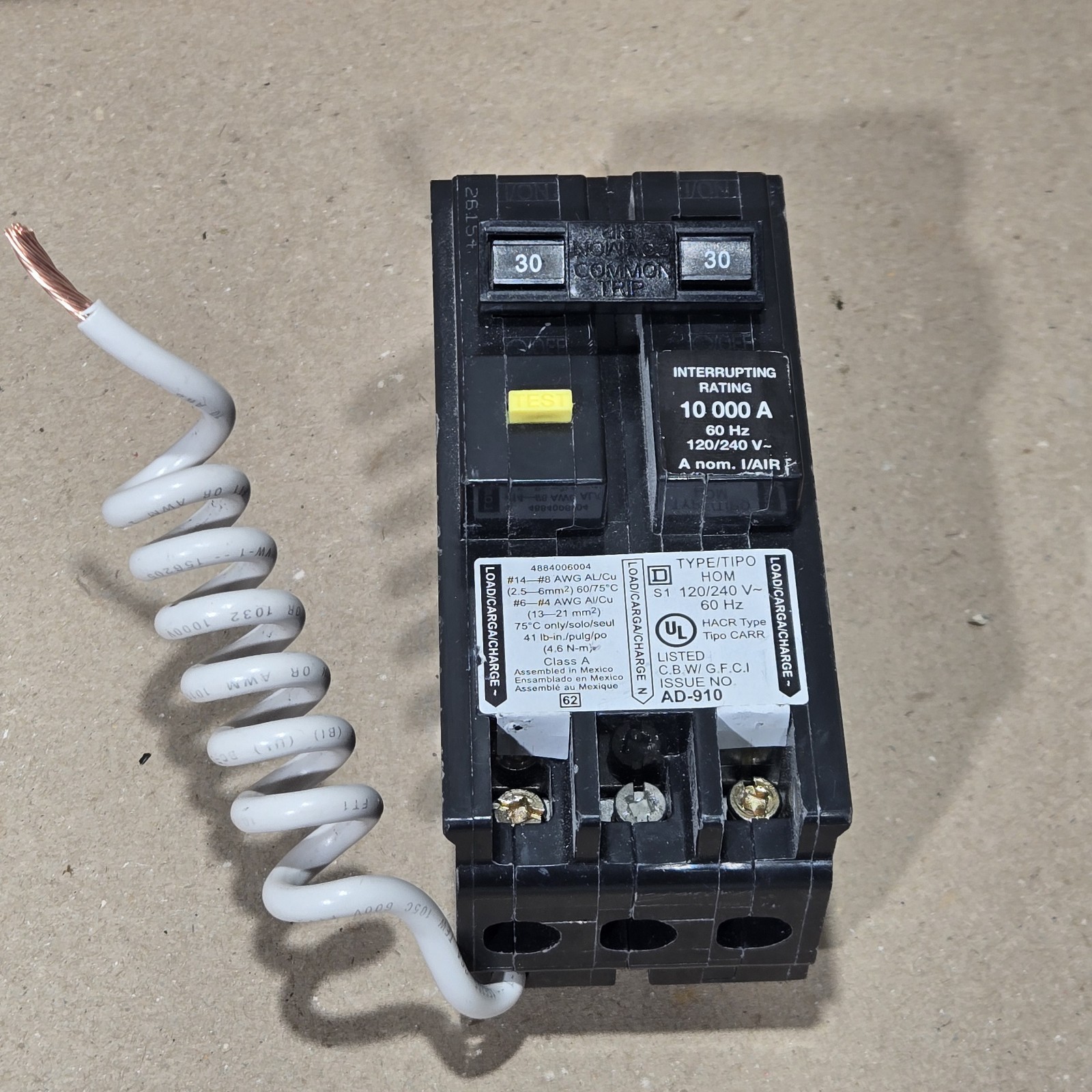 Square D Homeline HOM230GFI 2 Pole 30 Amp 120/240V Plug In HOM GFCI Breaker.