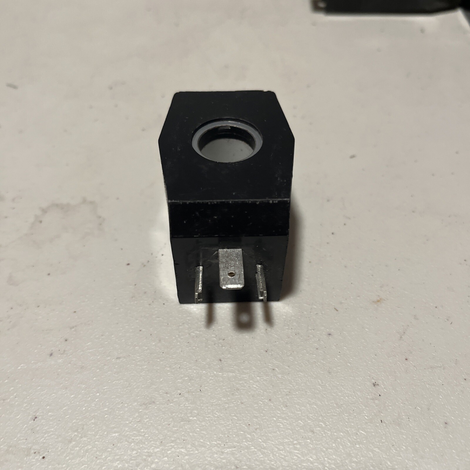 AB410 AC110V solenoid valve water valve coil IP 00/65 SLGPC Sheng Ling