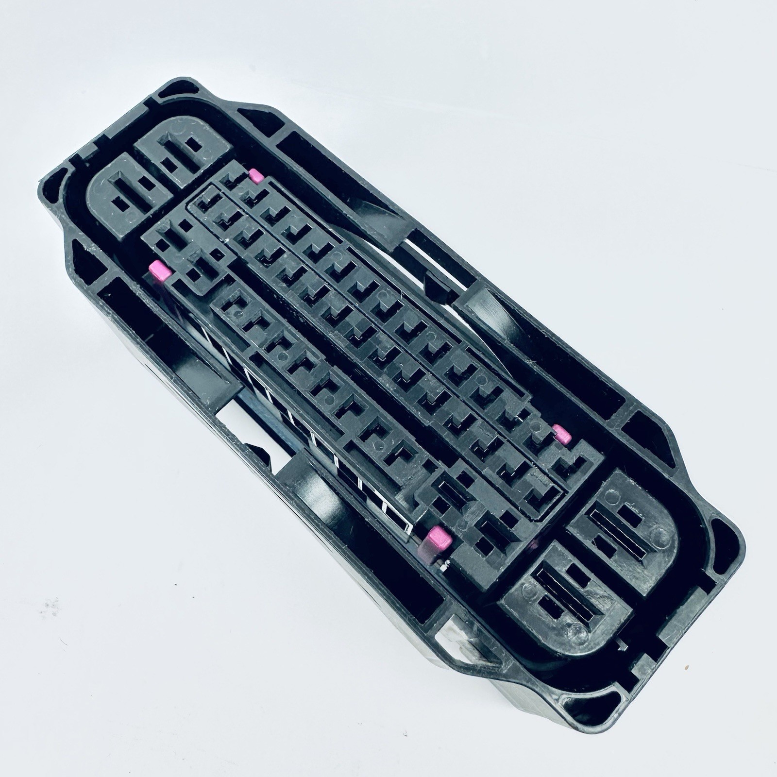 TE 46 Pin Black Female PBT-GF20 Automotive Sealed Connector