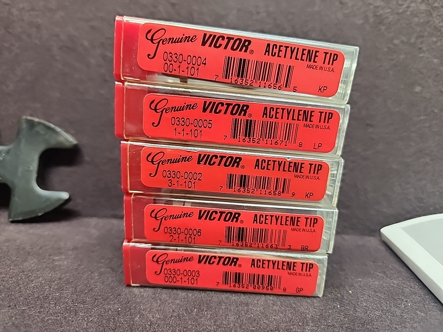 Victor 12pc Cutting and Welding Outfit Set CA370-V, WH36FC Torch, Nozzles, Tips