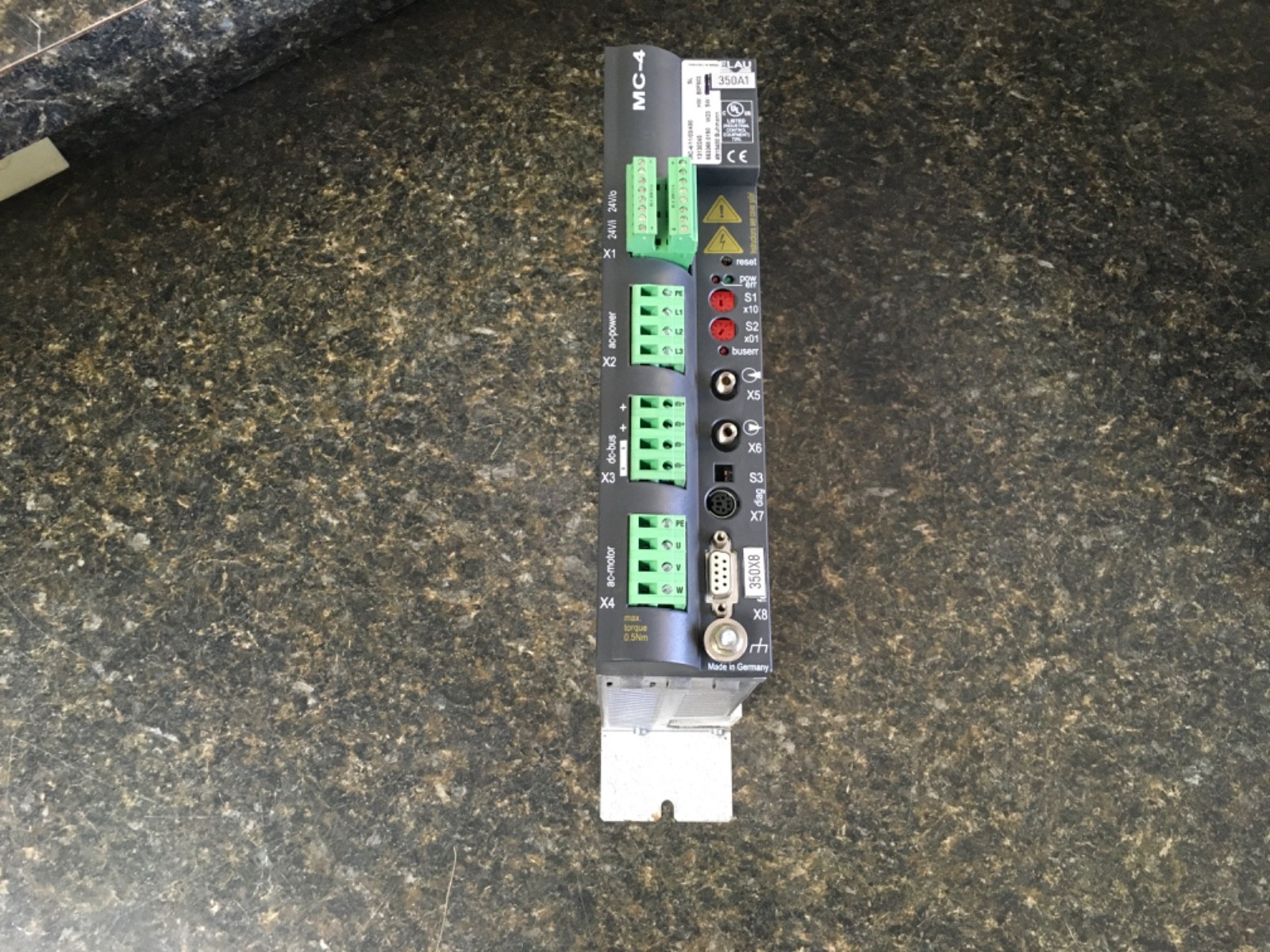 Schneider Electric PacDrive MC-4/11/03/400 Servo Drive
