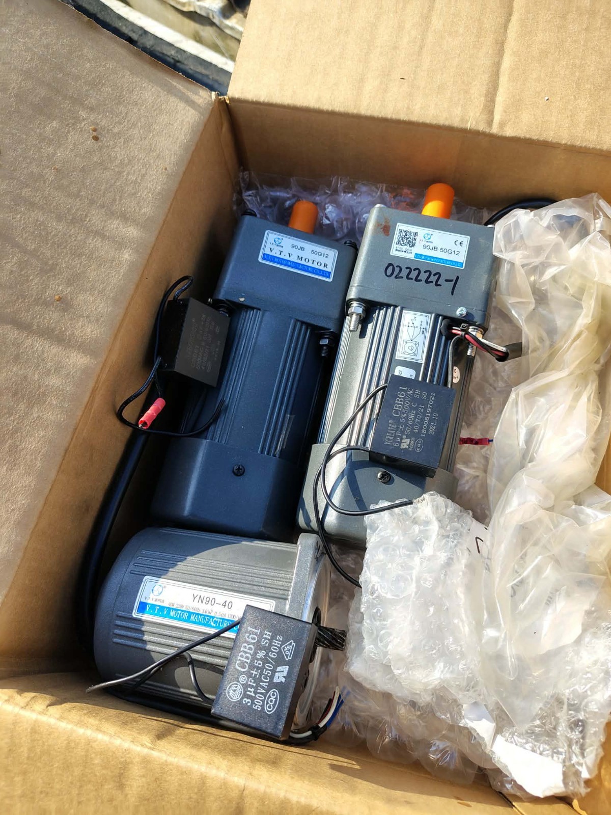 V.T.V YN90-90 220V 50Hz Single Phase Induction Motor 1300RPM Flange