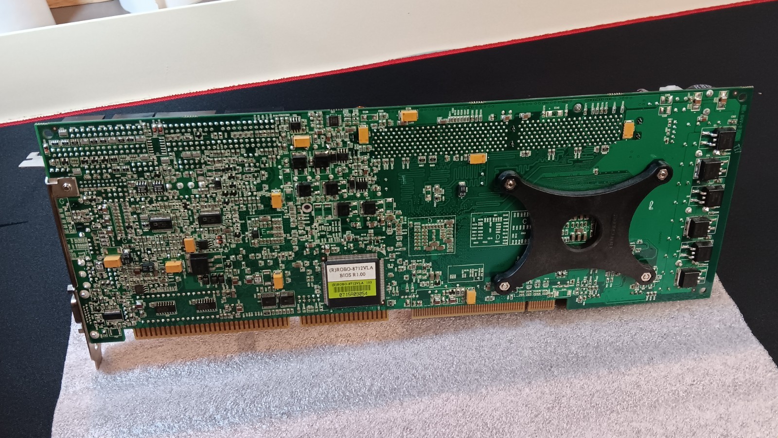 ROBO-8712VLA BIOS R1.00 + 2.4 GHZ PENTIUM WITH 512GB MEM.