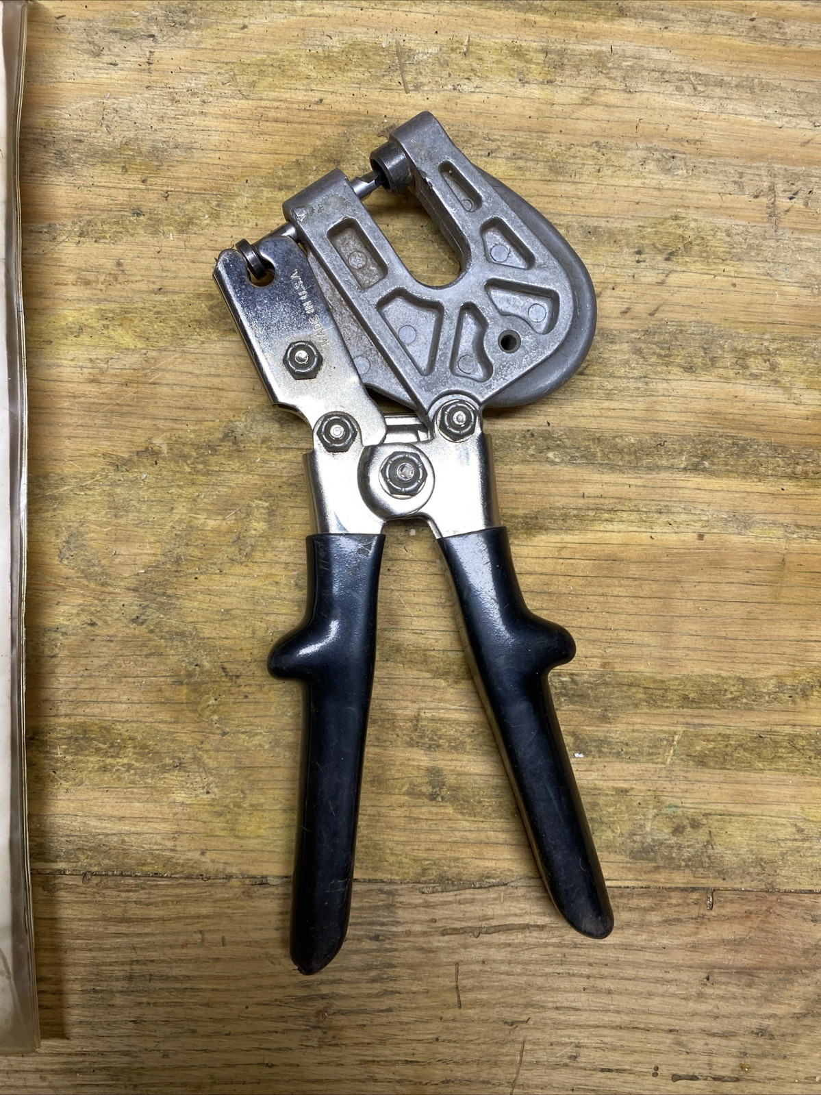 Malco PL1 Metal Stud Punch Lock Crimper Tool Made In U.S.A.
