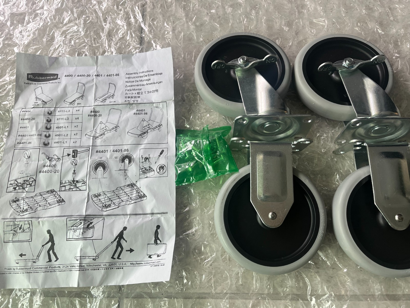 New Rubbermaid Heavy Duty Utility Cart Replacement Casters 125 lbs Locking TPR 4
