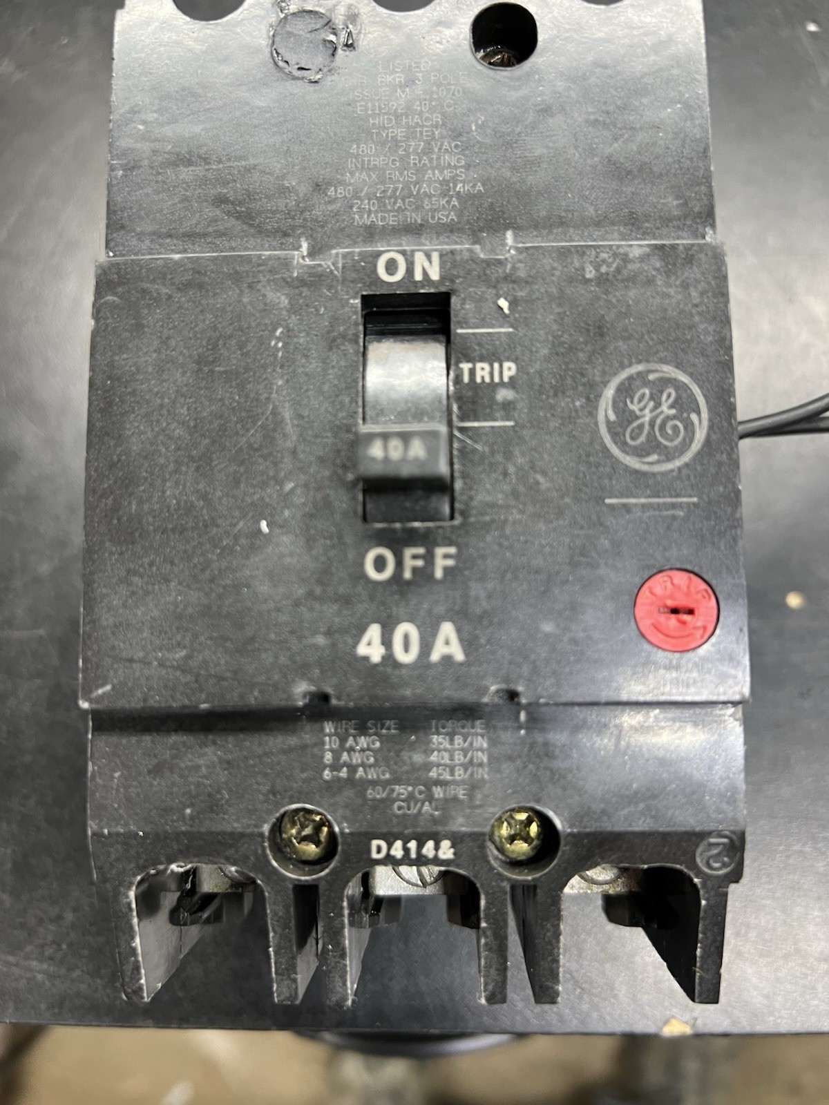 GE TEY340ST12 Circuit Breaker 3 POLE 40AMP W/ 120V SHUNT TRIP