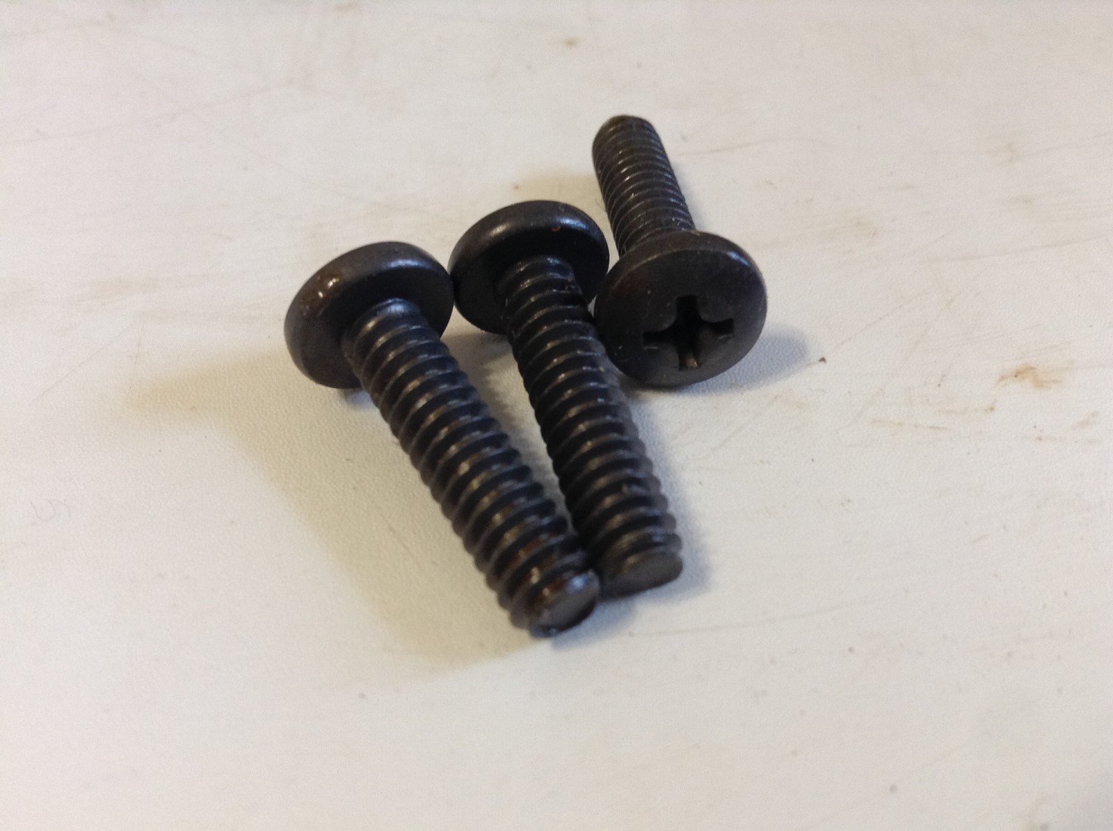 340-11012 – 3 New Screws For A CaseIH 585, 9110, 9130, 9150, 9170, 9180 Tractors