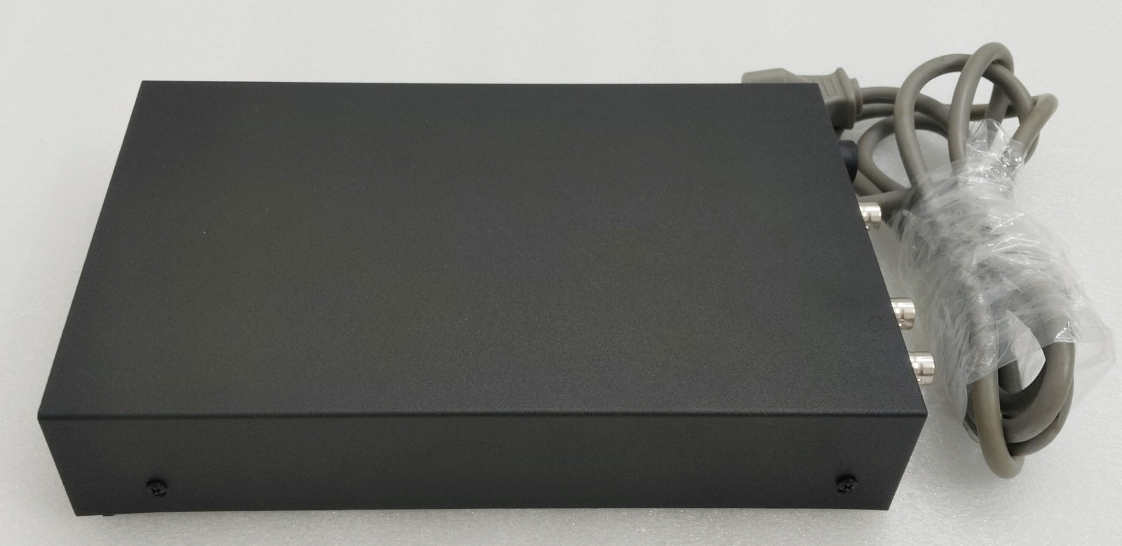 Pelco DA104DT Video Distribution Amplifier 115 Volts