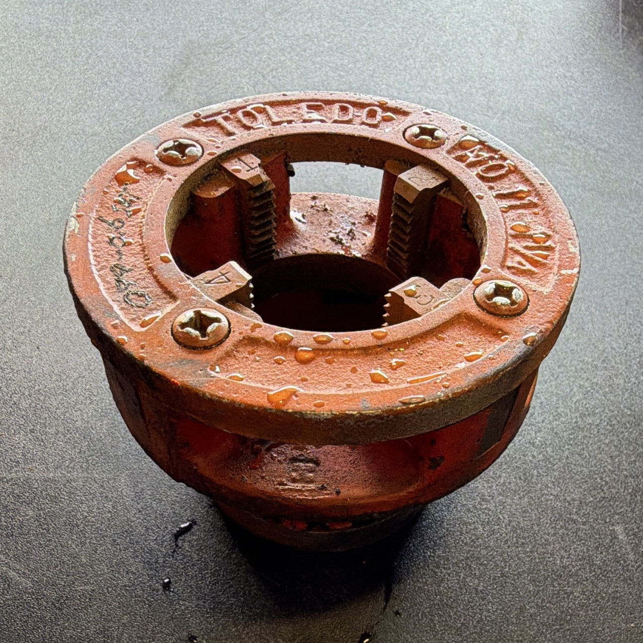 Toledo No. 11 Die Head Pipe Threader w/ Pipe Die 3/4 in NPT RH