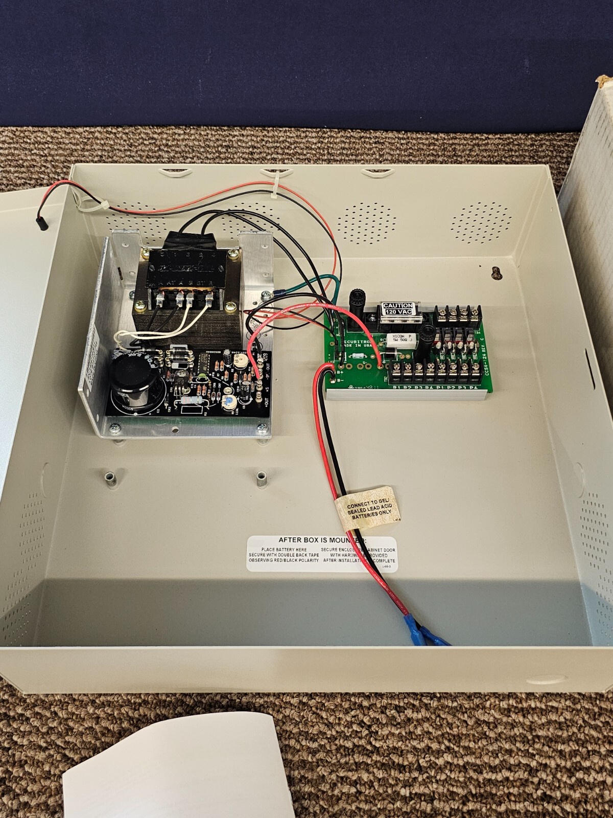 Securitron ASSA ABLOY BPS 24 2 Power Supply 12 24V VDC 2 Amp 2A Fire Alarm Box