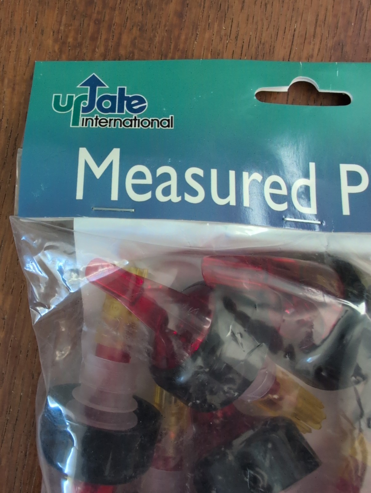 12 Per Bag – Update Int’l 1.5 OZ MP-8 Measured Pourers