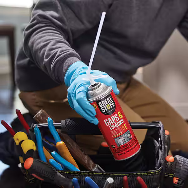12 oz. Gaps and Cracks Insulating Spray Foam Sealant